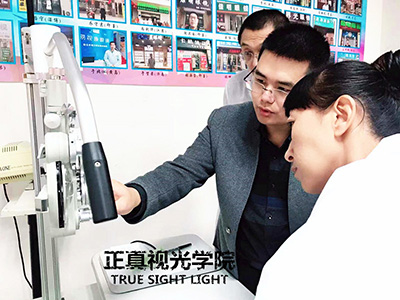 滨州,聊城验光师培训学校解析需要“验光”的眼镜市场